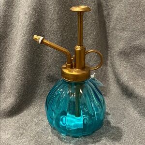 💕 2/$15 Blue Colored Glass Plant Mister-NWT